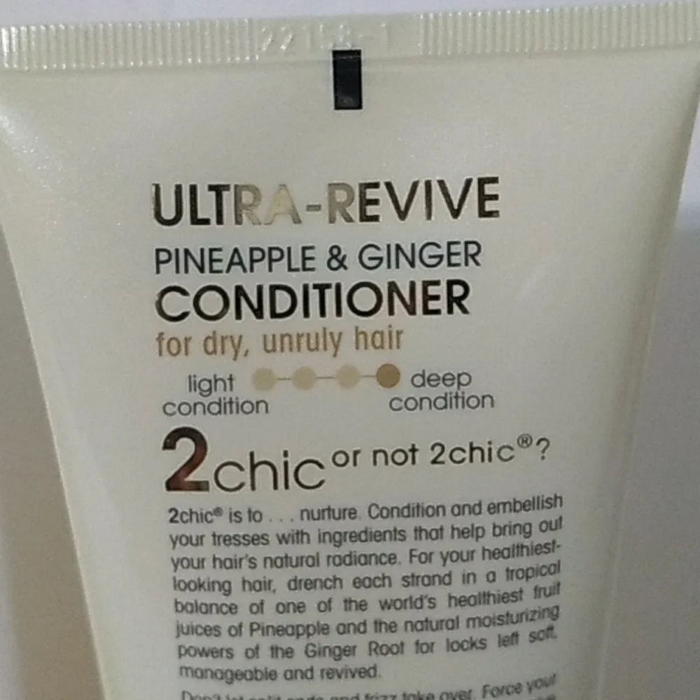 Giovanni 2Chic Ultra Revive 2 Hair Conditioners Pineapple And Ginger Bundle Of 2
